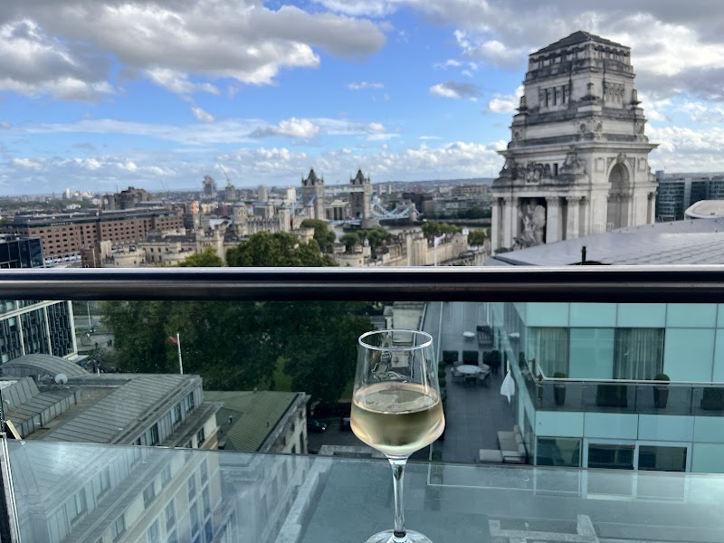 Savage Garden Rooftop Bar - Savage Garden Rooftop Bar Fl 12, 7 Pepys St, London EC3N 4AF, UK