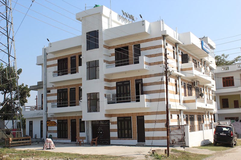 OYO 23302 New Delhi Guest House