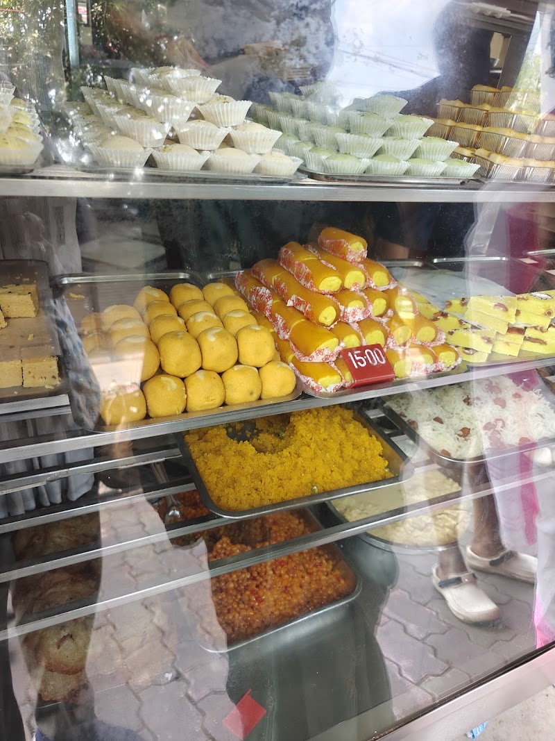 Putiram Sweets - Putiram Sweets, 46, Amherst St, Lalbajar, College Row, Machuabazar, Kolkata, West Bengal 700009, India