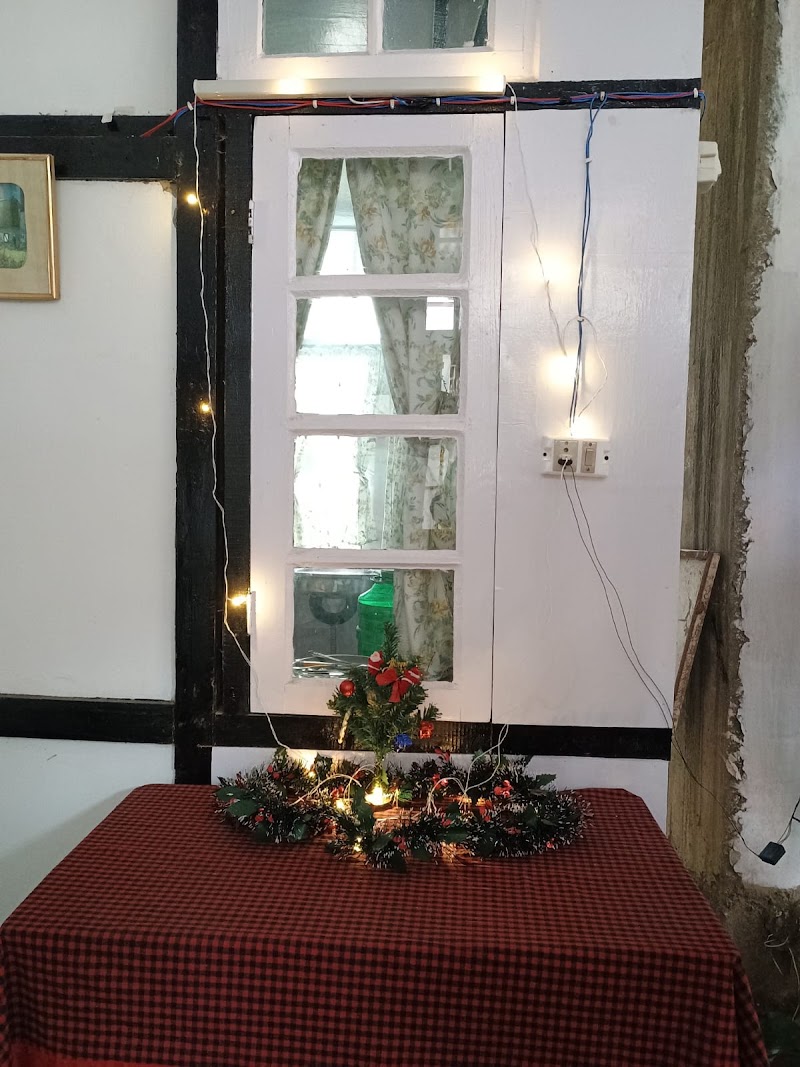 Royal Pine Homestay Shillong - Royal Pine Homestay Shillong house number 92, ward no 3, lower lummowrie, Laitumkhrah, Shillong, Meghalaya 793003, India