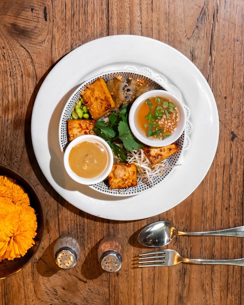 Cafe Bali - Cafe Bali, Jalan Laksmana (Kayu Aya Seminyak Kuta, Kerobokan Kelod, Kec. Kuta Utara, Kabupaten Badung, Bali 80361, Indonesia