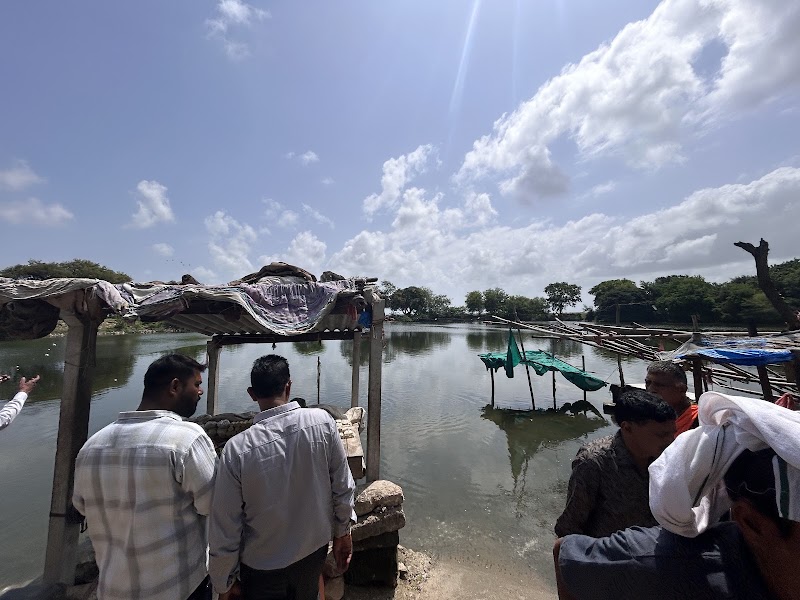 Gopi Talav Theertham - Gopi Talav Theertham, Samlasar, Gujarat 361335