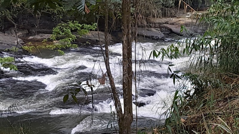 Pena Ella Waterfall - Pena Ella Waterfall 8FVX+X9, Diyaduwa, Sri Lanka