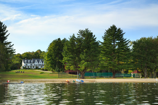 Inn at Pleasant Lake - Inn at Pleasant Lake 853 Pleasant St, New London, NH 03257, USA