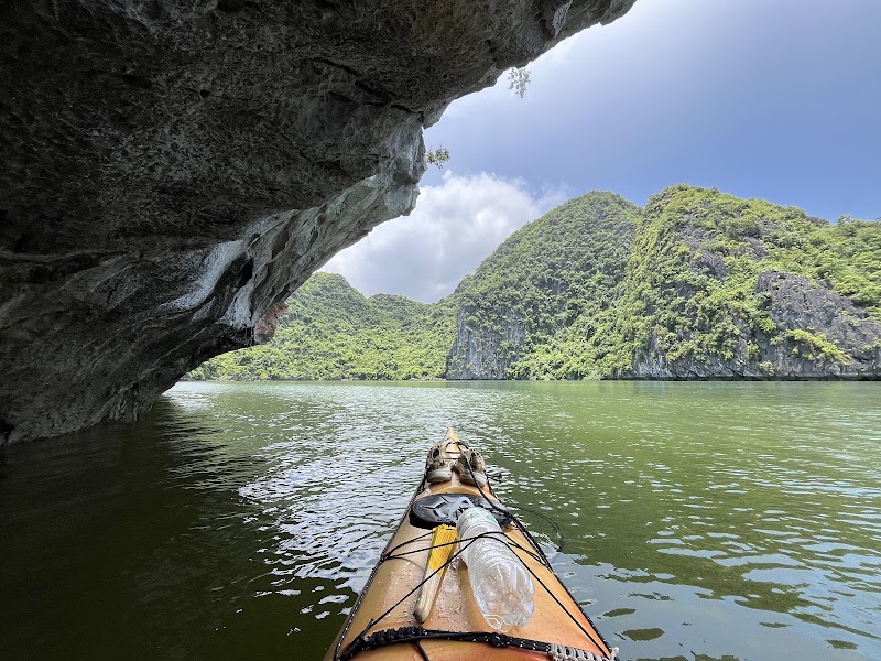 Cat Ba Kayak Adventures - Cat Ba Kayak Adventures, 212 Cái Bèo, Street Cat Ba town, Cát Hải, Hải Phòng 200000, Vietnam