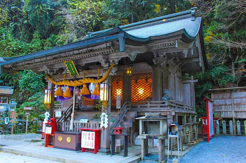 Yuki Shrine - Yuki Shrine 1073 Kuramahonmachi, Sakyo Ward, Kyoto, 601-1111, Japan