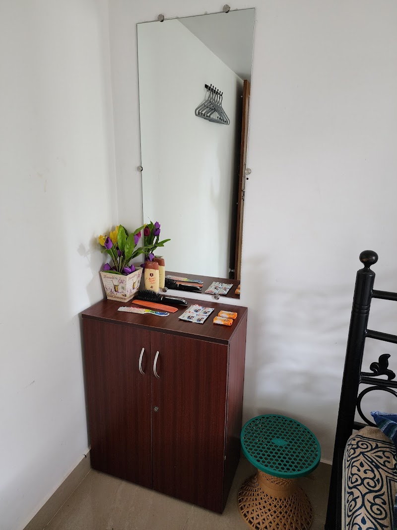 Gopal Homestay Udupi AC - Gopal Homestay Udupi AC Hudco 1st Main Rd, Karnataka Housing Board Colony, Doddanagudde, Udupi, Karnataka 576102, India