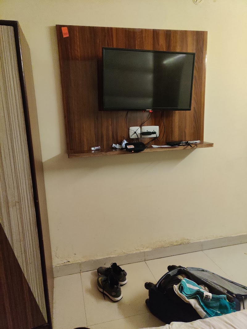 Hotel Luck Residency (Open Now ) - Hotel Luck Residency (Open Now ), airport zone, A-392/1, Rd Number 1, Block B, Mahipalpur Extension, Mahipalpur, New Delhi, Delhi 110037, India