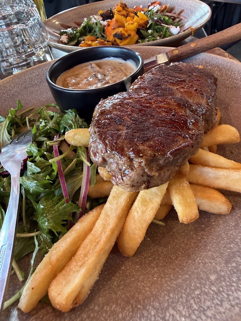 Frankton Arm Tavern - Frankton Arm Tavern, 14 Yewlett Crescent, Frankton, Queenstown 9300, New Zealand