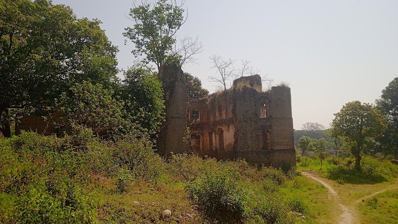 Amtar Fort - Amtar Fort, Q9J7+23G, Hamirpur, Himachal Pradesh 177033, India