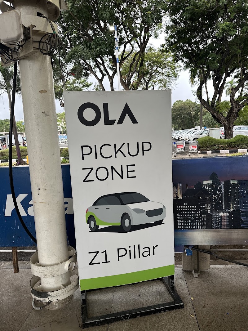 Taxi Pickup Point - Taxi Pickup Point Chhatrapati Shivaji International Airport Terminal 1, Navpada, Vile Parle East, Vile Parle, Mumbai, Maharashtra 400099, India