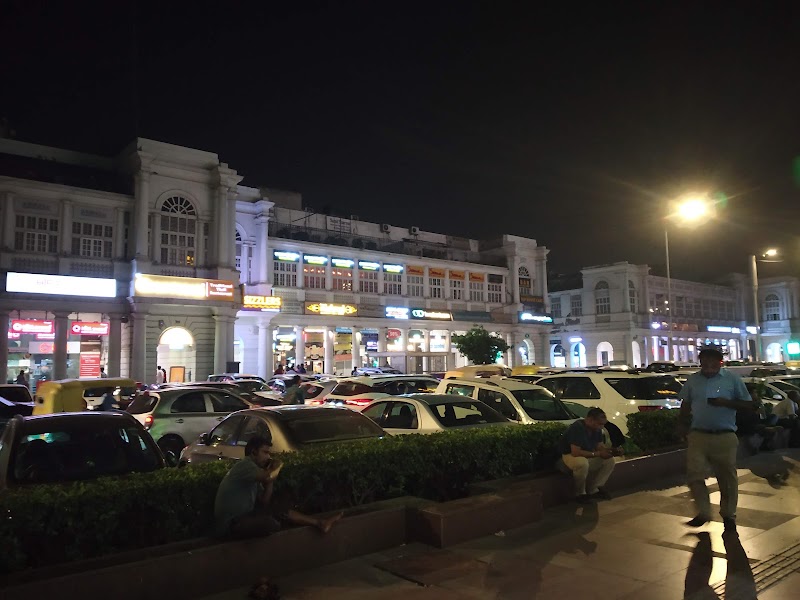 Aurelia - Aurelia PKA B, B Block, 29, Inner Cir, near Bank of Maharastra, Block B, Connaught Place, New Delhi, Delhi 110001, India