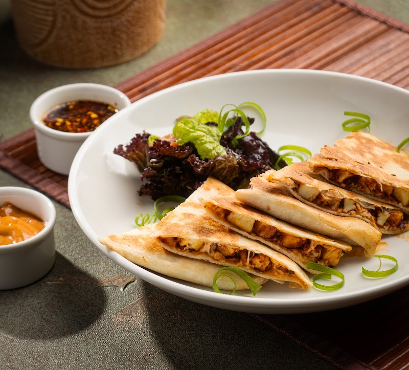 Plente - Artisanal Vegetarian Restaurant - Plente - Artisanal Vegetarian Restaurant 34, 80 Feet Rd, Hal, HAL 3rd Stage, Indiranagar, Bengaluru, Karnataka 560075, India
