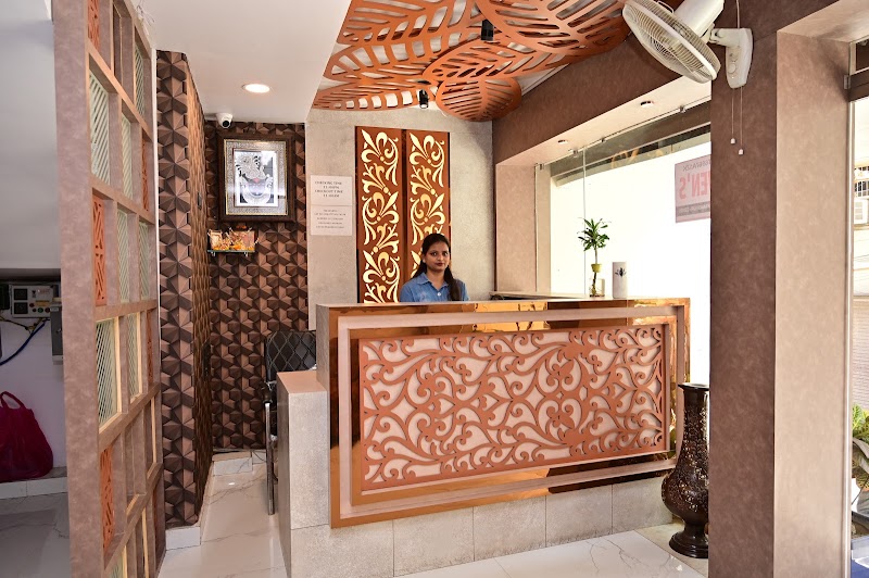 The Seven's Hotel - The Seven's Hotel B.2/280, Assi - Lanka Rd, near to ABHAY CINEMA, Anandbagh, BHADAINI, Varanasi, Uttar Pradesh 221005, India