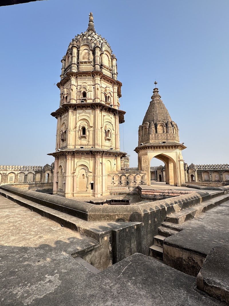 Laxmi Temple Orchha - Laxmi Temple Orchha, 9J3J+48H, MP SH 37, Orchha, Madhya Pradesh 472246, India