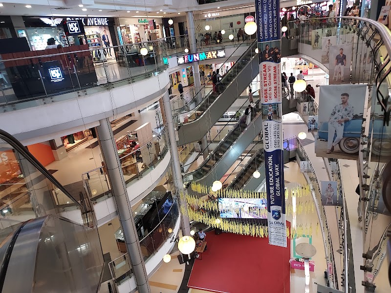 Focus Mall - Focus Mall, B2 City Tower, bus stand, 17/475 B1, Mavoor Rd, near KSRTC, New Bus Stand, Opposite Focus Mall, EMS Stadium, Tazhekkod, Kozhikode, Kerala 673004, India