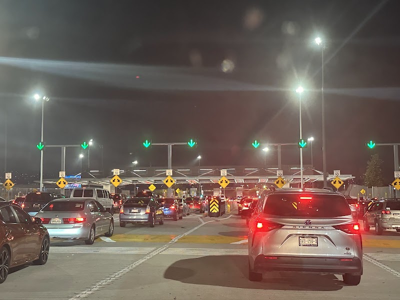 San Ysidro Border Crossing - San Ysidro Border Crossing, 725 E San Ysidro Blvd, San Diego, CA 92173, USA