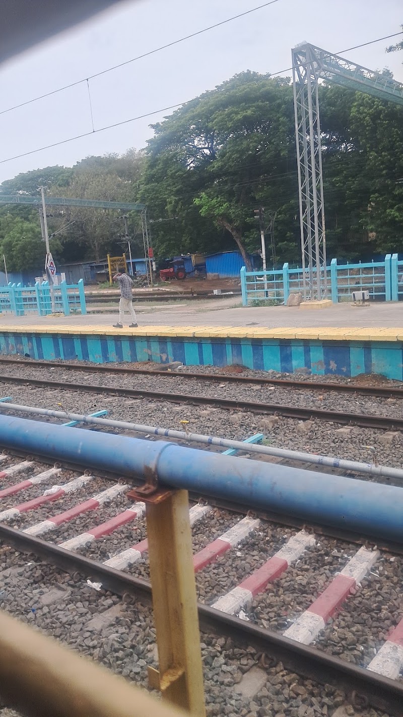 MADURAI RAILWAY JUNCTION 1st platform - MADURAI RAILWAY JUNCTION 1st platform, W4C6+96G, Pedestrian Opas, Southern Railway Colony, Madurai, Tamil Nadu 625016, India