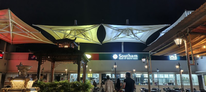 Highway 10 Food Court Jamnagar Family Hangout Destination - Highway 10 Food Court Jamnagar Family Hangout Destination, SP 11 Plot 11,12, SH-25, Lalpur Rajkot Bypass, C3FV+WCX, Village, Khimliya, Gujarat 361120, India