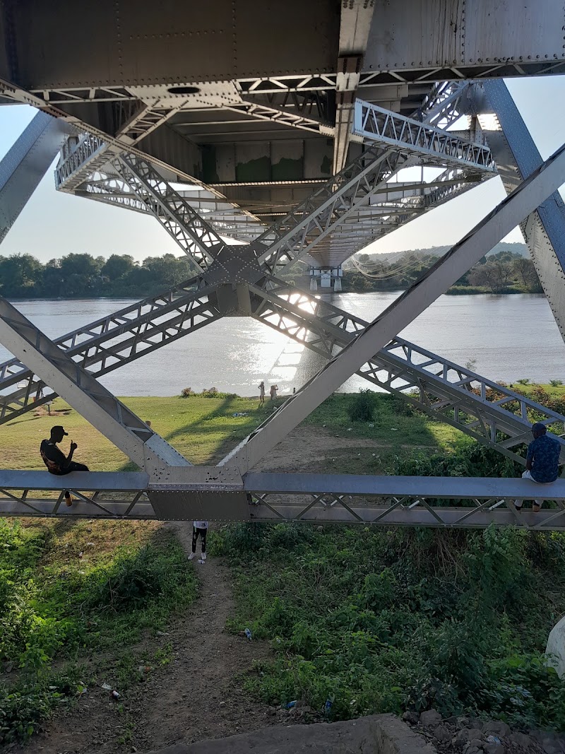 Birchenough Bridge - Birchenough Bridge, 28QV+4JM, Birchenough Bridge, Zimbabwe
