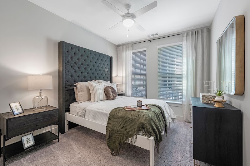 Capital Collective Luxury Apartments - Capital Collective Luxury Apartments, 401 E Oglethorpe Ave, Savannah, GA 31401, USA