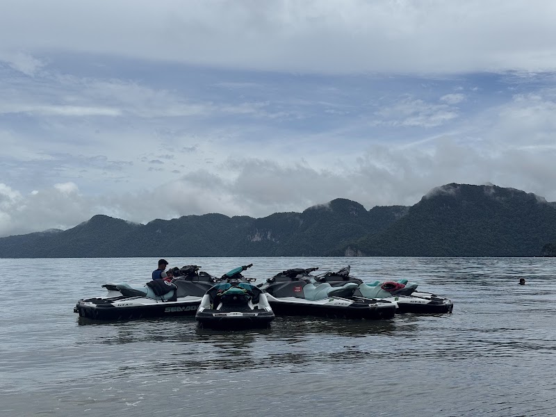 SANN Watersport Langkawi - SANN Watersport Langkawi, Jalan Pantai Chenang, Kampung Lubok Buaya, 07000 Langkawi, Kedah, Malaysia