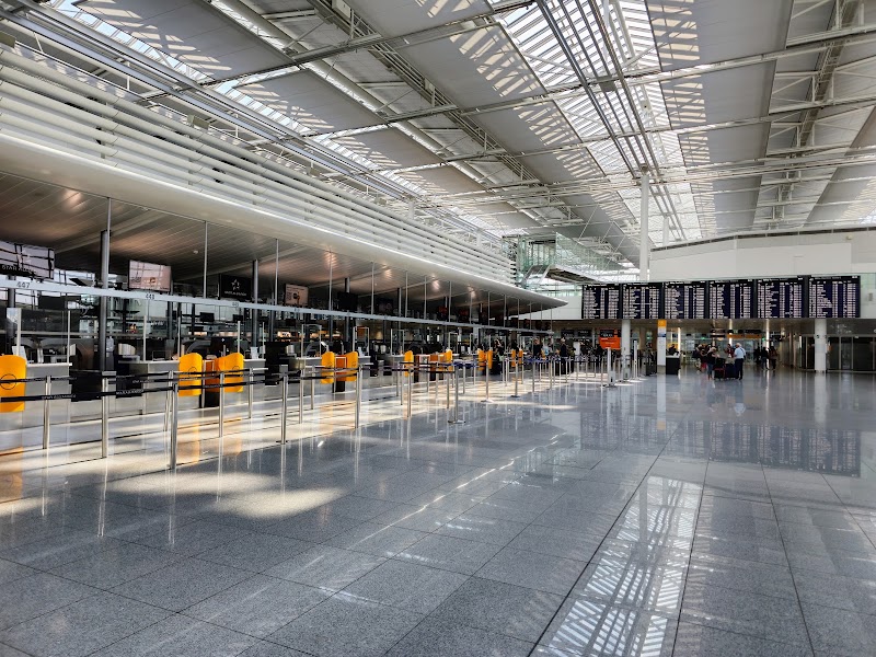 Munich International Airport - Munich International Airport, Nordallee 25, 85356 Oberding, Germany