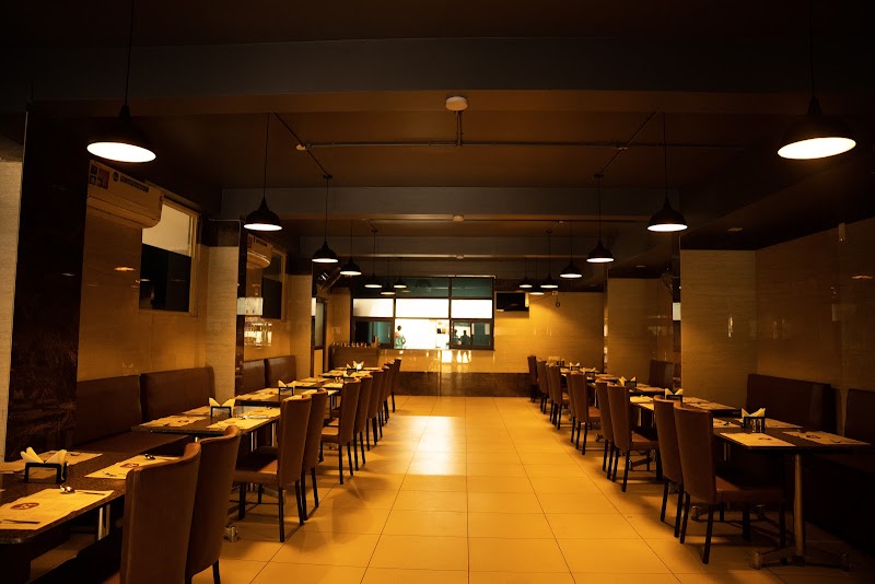 VR Grand Inn - VR Grand Inn main gate, G.N, T ROAD, opposite government medical College, beside A.C. SUBBA REDDY STADIUM, Lakeview Colony, Revenue Colony, Nellore, Andhra Pradesh 524004, India