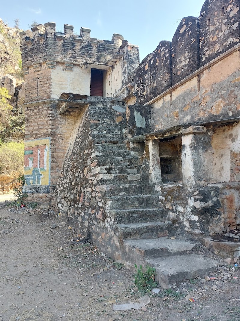 Shri Eklingji Mandir Dharamshala - Shri Eklingji Mandir Dharamshala PPWC+6G5, Eklingji, Siyol, Rajasthan 313202, India
