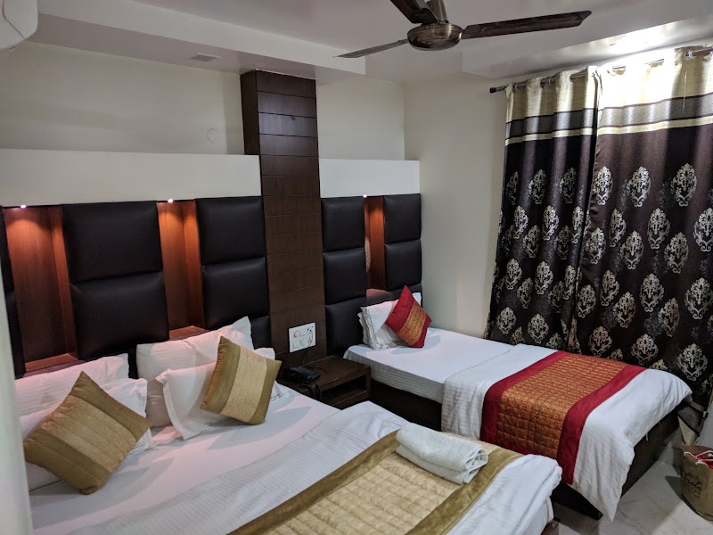 Hotel Tashkent Palace Paharganj New Delhi Railway Station - Hotel Tashkent Palace Paharganj New Delhi Railway Station 2712, Street Number 8, Bazar Sangatrashan, Chuna Mandi, Paharganj, New Delhi, Delhi 110055, India