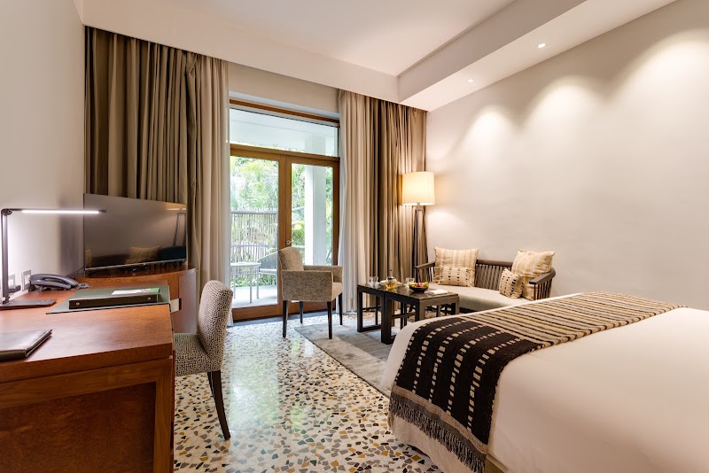 The Manor Hotel - The Manor Hotel 77, Mathura Rd, Friends Colony West, New Delhi, Delhi 110065, India