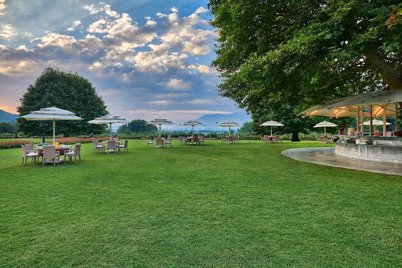 The LaLiT Grand Palace Srinagar - The LaLiT Grand Palace Srinagar Gupkar Rd, Srinagar, 190001
