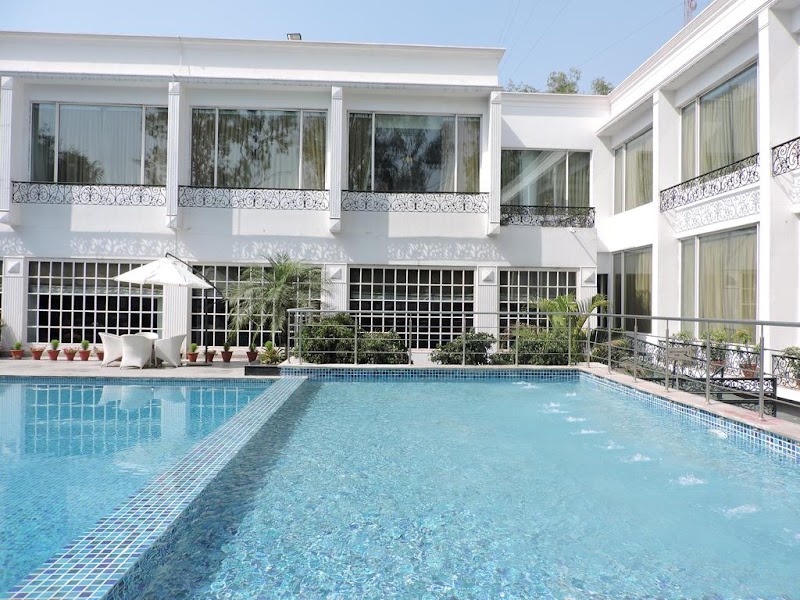 Country Inn & Suites by Radisson, Delhi Satbari - Country Inn & Suites by Radisson, Delhi Satbari, 579, Main Chhatarpur Rd, Shahoorpur Extension, Satbari, New Delhi, Delhi 110074, India