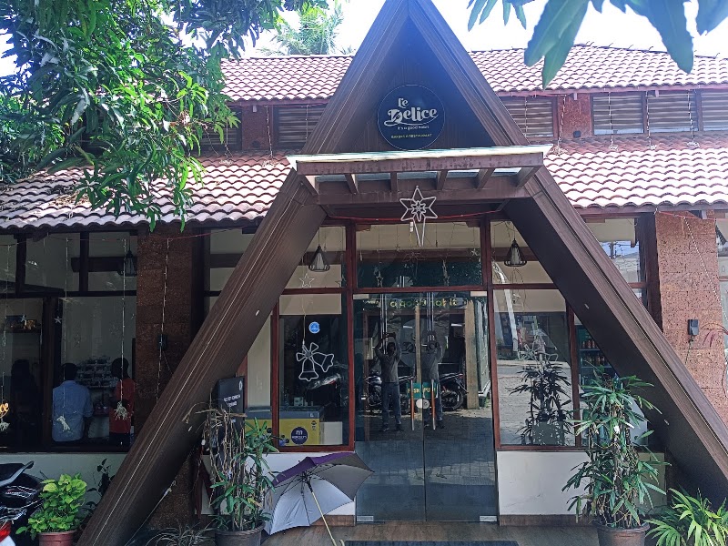 Le Delice - Le Delice Beach Rd, Pallithottam, Thamarakulam, Kollam, Kerala 691001, India