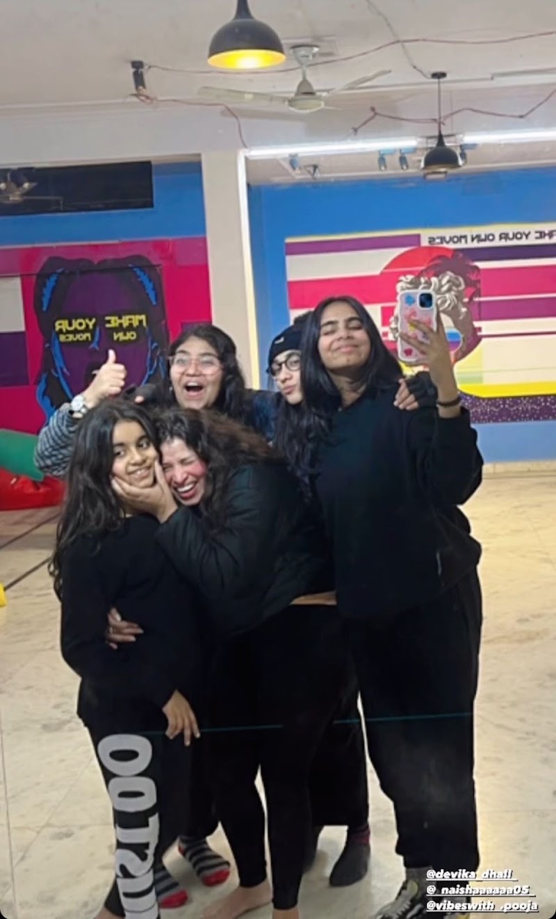 Make Your Own Moves Dance Studio - Make Your Own Moves Dance Studio H-615C, near Global Foyer Mall, Chauma Village, Sector 1, Palam Vihar, Gurugram, Haryana 122017, India