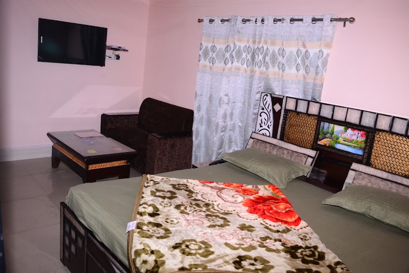 HIRA HILL VIEW GUEST HOUSE BHADERWAH - HIRA HILL VIEW GUEST HOUSE BHADERWAH, HIRA HILL VIEW GUEST HOUSE, opposite NEW BUS STAND, Bhaderwah, Forest Block, 182222