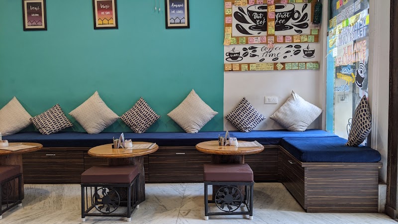 Cafe La Comida - Cafe La Comida 81, Gangaur Ghat Marg, Near Jagdish Temple, Udaipur, Rajasthan 313004, India