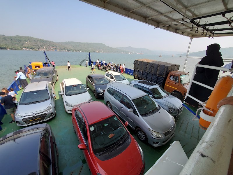 Dhabhol Jetty - Dhabhol Jetty, MH SH4, Dabhol, Maharashtra 415706, India