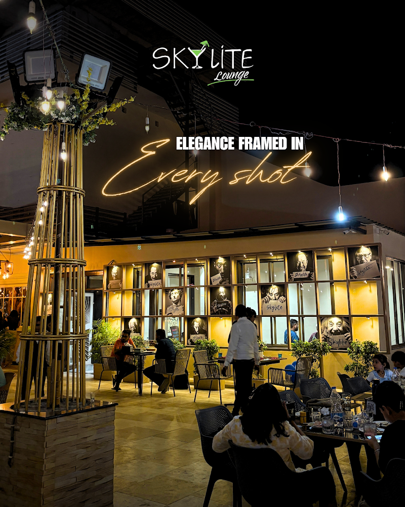 Skylite Lounge - Skylite Lounge 5th Floor, Rooftop, At Fourtune Mall, Skylite Lounge, behind Bank Of Maharashtra, Sitabuldi, Nagpur, Maharashtra 440012, India