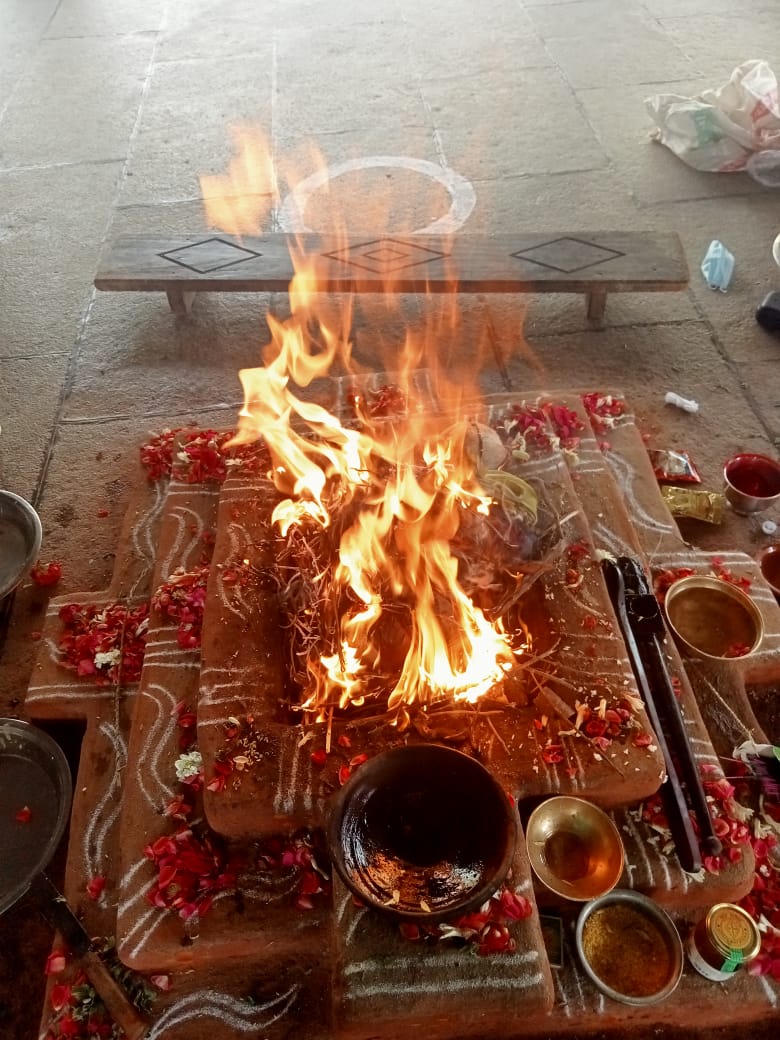 Sri Varadaraja Swamy Devasthanam - Sri Varadaraja Swamy Devasthanam, 72GM+XR4, Kanipakam, Andhra Pradesh 517131, India