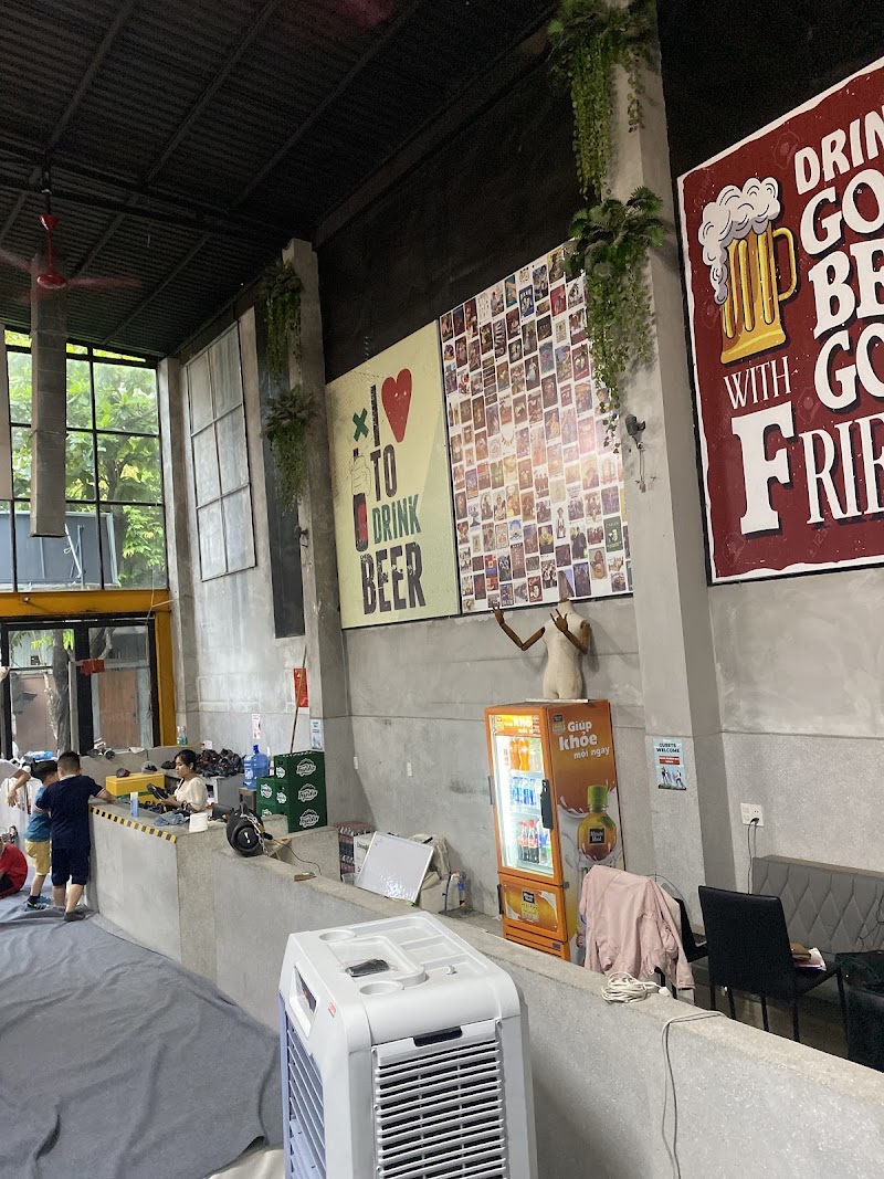 Danang Climbing Gym - Danang Climbing Gym 119b Mai Am, Hải Châu, Đà Nẵng 550000, Vietnam