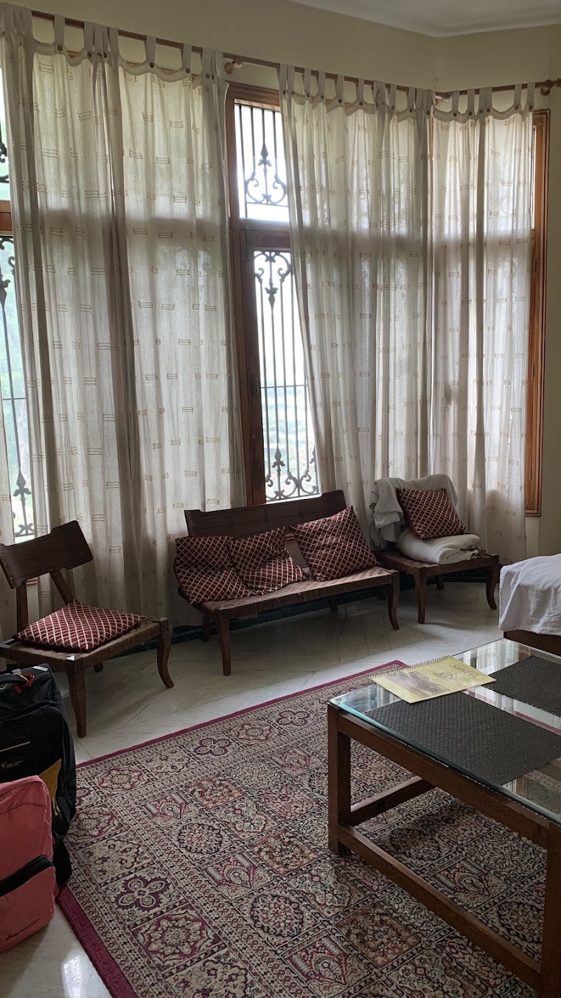 Sandy's Home Stay - Sandy's Home Stay 8 B/B, Gandhi Nagar, Jammu, 180004