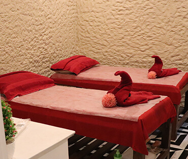 NIRBANA HERITAGE SPA - NIRBANA HERITAGE SPA, 4D, villa Khasa khoti circle, railway station, Mirza Ismail Rd, near sindhi camp, Chanakyapuri, Kanti Nagar, Bani Park, Jaipur, Jaipur Nagar Nigam Area, Rajasthan 302001, India