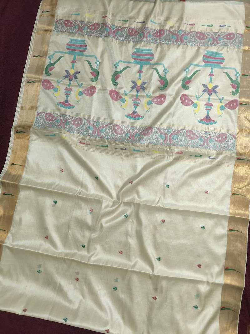 Mau Saree Wholesaler(Handloom And Fancy Saree Manufacturer) - Mau Saree Wholesaler(Handloom And Fancy Saree Manufacturer), Qasimpura, Sonia Bada, Raghunath Pura, Mau, Uttar Pradesh 275101, India