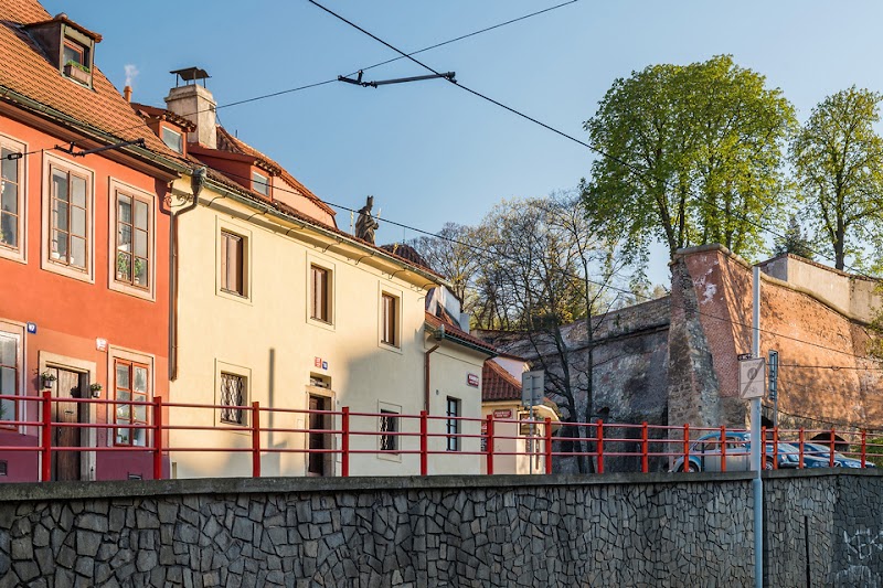 Modern Apartment in a Picturesque 15th-Century Building - Modern Apartment in a Picturesque 15th-Century Building, Pohořelec 137/18, 118 00 Praha 1-Hradčany, Czechia