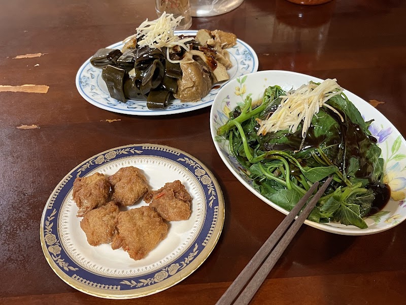 Vegetarian Tomato Beef Noodle Restaurant - Vegetarian Tomato Beef Noodle Restaurant No. 302號, Lane 150, Section 5, Xinyi Rd, Sanli Village, Xinyi District, Taipei City, Taiwan 110