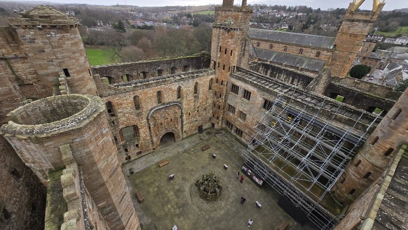Linlithgow Palace - Linlithgow Palace, Kirkgate, Linlithgow EH49 7AL, UK