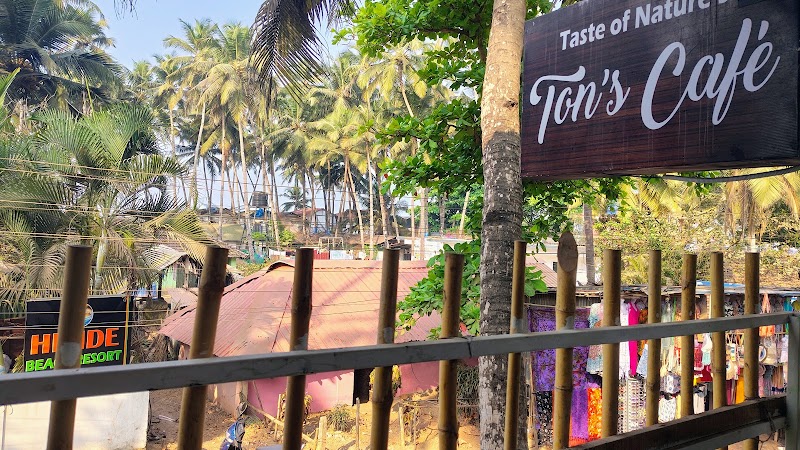 Ton‘s Café and Staycation ( Taste of Nature ) - Ton‘s Café and Staycation ( Taste of Nature ) 225G+3R7, Ourem Rd, Mohanbagh, Palolem, Canacona, Goa 403702, India