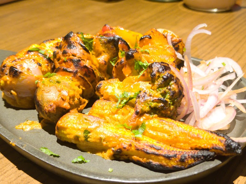 Urban Tadka Ghatkopar - Urban Tadka Ghatkopar Food Court, R City Mall, 3rd Floor, Lal Bahadur Shastri Marg, Amrut Nagar, Ghatkopar West, Mumbai, Maharashtra 400086, India