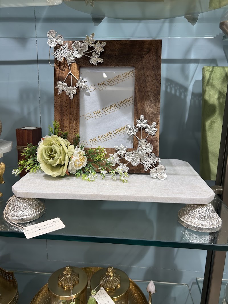 The Silver Lining (TSL) - Luxury Gifting and Home Decor Store Raipur - The Silver Lining (TSL) - Luxury Gifting and Home Decor Store Raipur, The Silver Lining, House no. 591, Masionet no. 23, behind Naivedya Sweets, RDA Colony, Shankar Nagar, Raipur, Chhattisgarh 492004, India